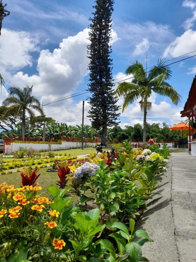 Hotel Campestre La Floresta Armenia  Exterior photo