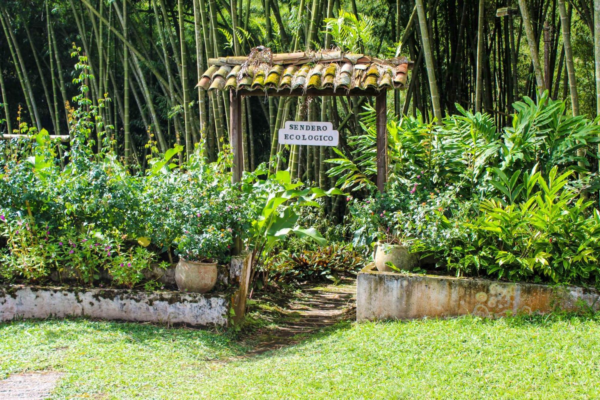 Hotel Campestre La Floresta Armenia  Exterior photo